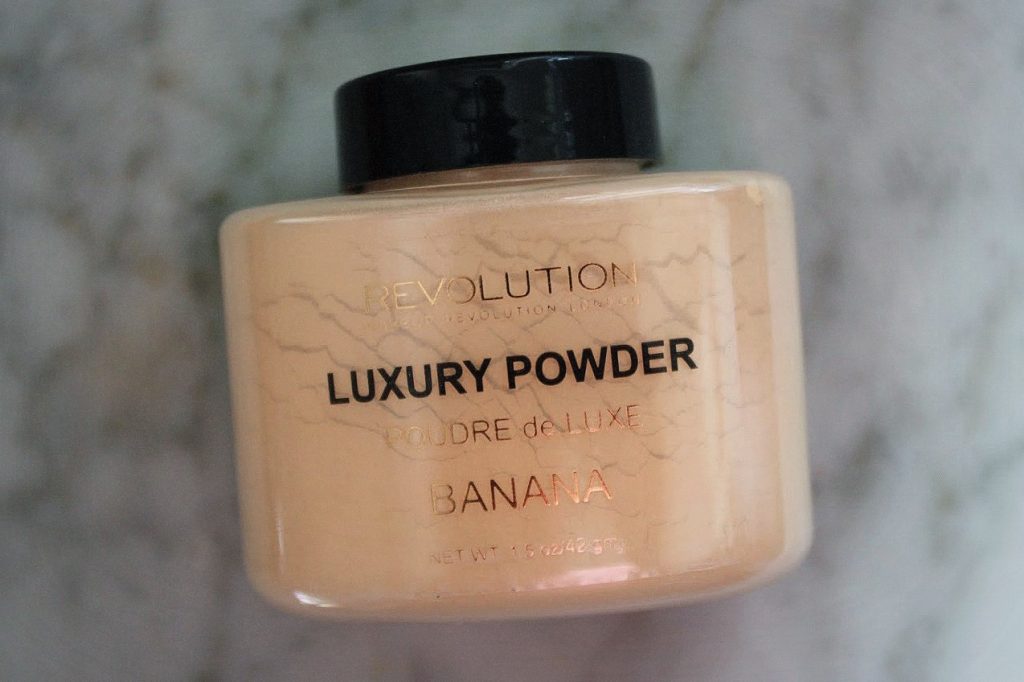 Revolution Highlighter and Banana Luxury Powder