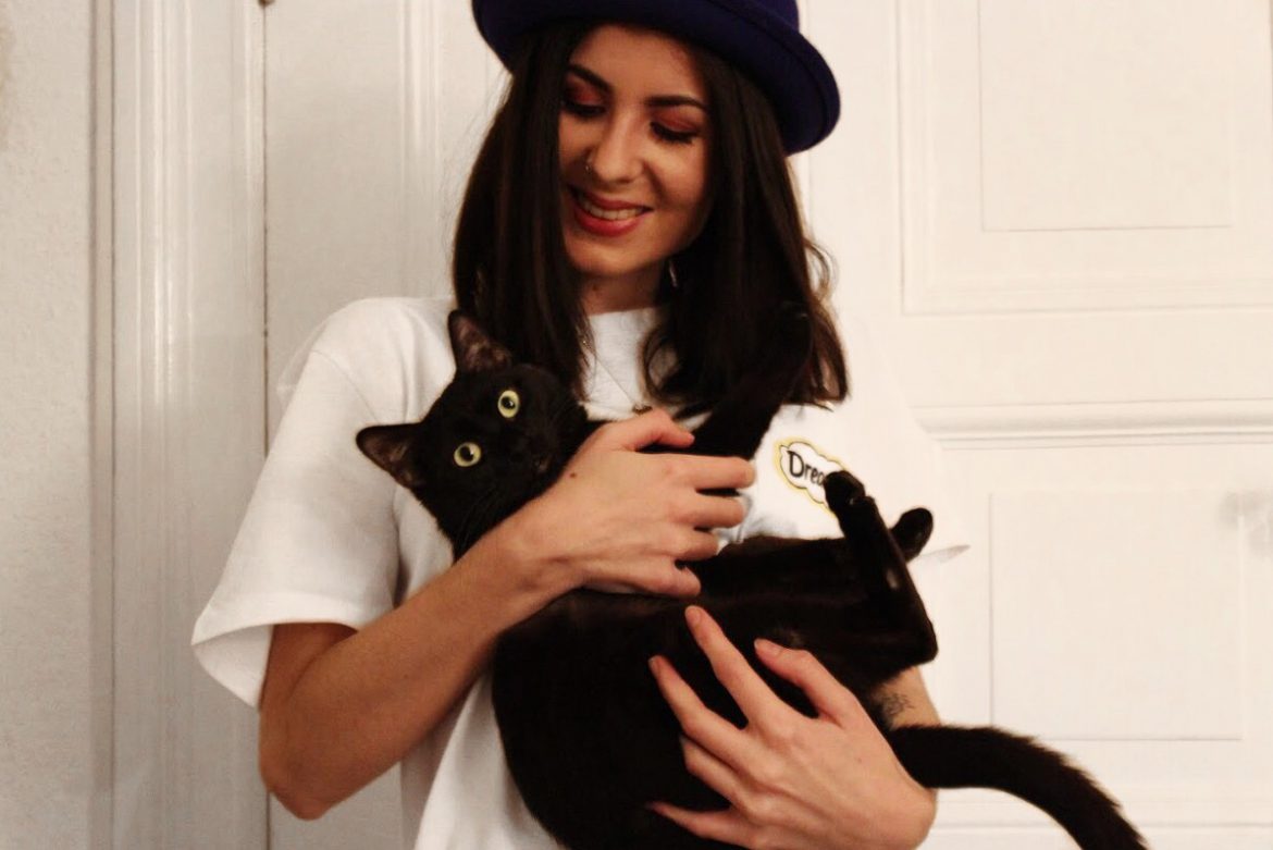 DREAMIES STATEMENT-SHIRT BY MICHAEL MICHALSKY - Titelbild