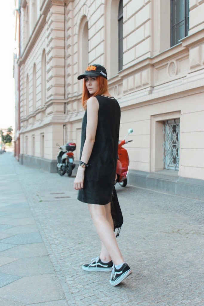 BERLIN FASHION WEEK - OUTFIT NR. ZWEI: GIRLY STREETWEAR LOOK