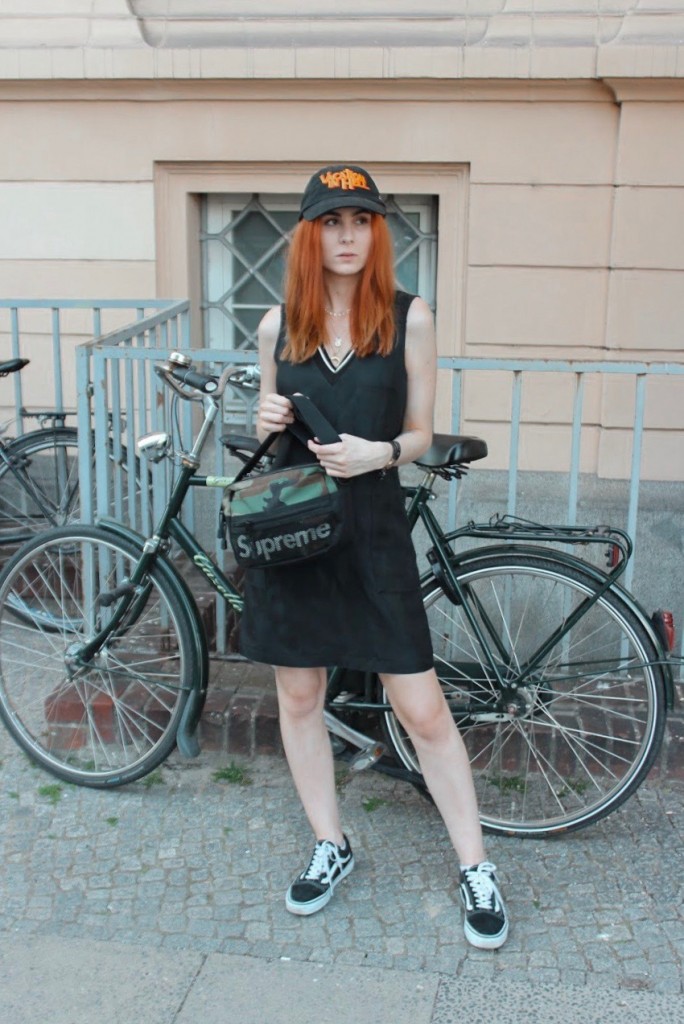 BERLIN FASHION WEEK - OUTFIT NR. ZWEI: GIRLY STREETWEAR LOOK