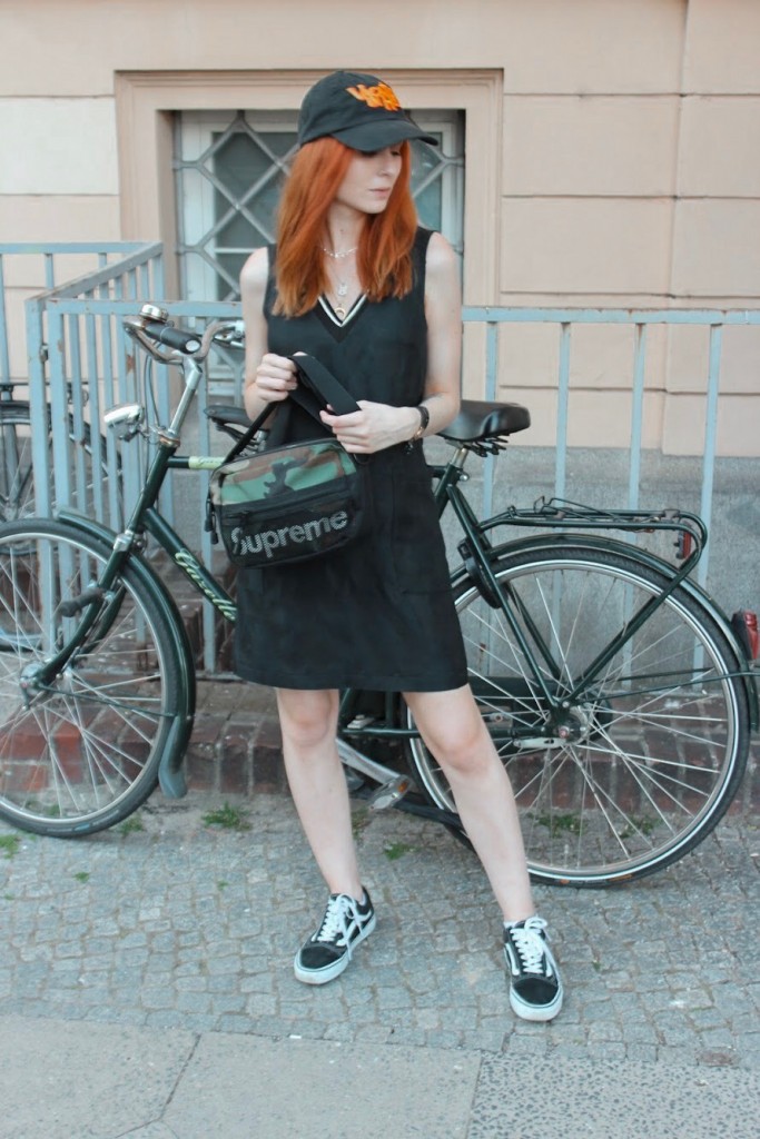 BERLIN FASHION WEEK - OUTFIT NR. ZWEI: GIRLY STREETWEAR LOOK