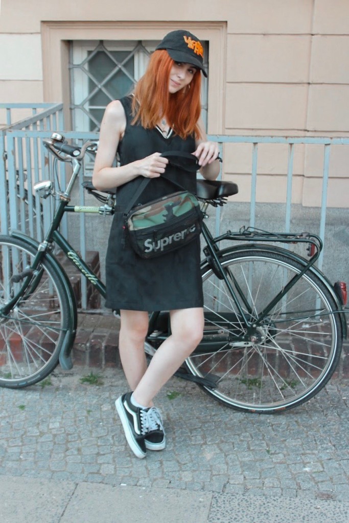 BERLIN FASHION WEEK - OUTFIT NR. ZWEI: GIRLY STREETWEAR LOOK