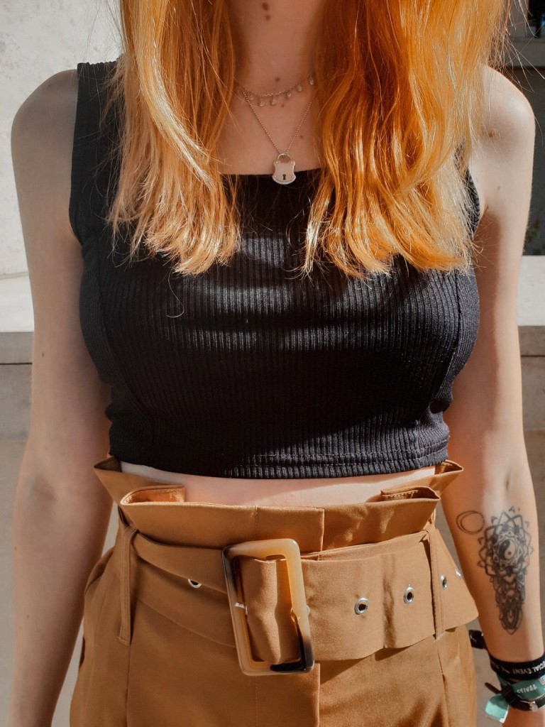 SOMMER OUTFIT: PAPERBAG ROCK UND CUT-OUT BOOTS | Berlin