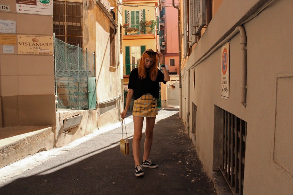 Summer Outfit with plaid skirt 