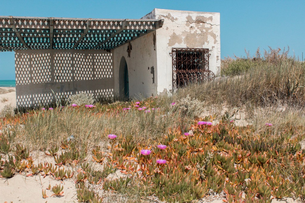 LOST PLACES - ERKUNDUNG DES VERLASSEN HOTELS TANIT AUF DJERBA