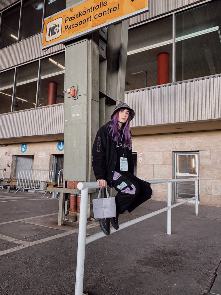 Berlin Fashion Week - Black And Purple Streetwear Outfit 2