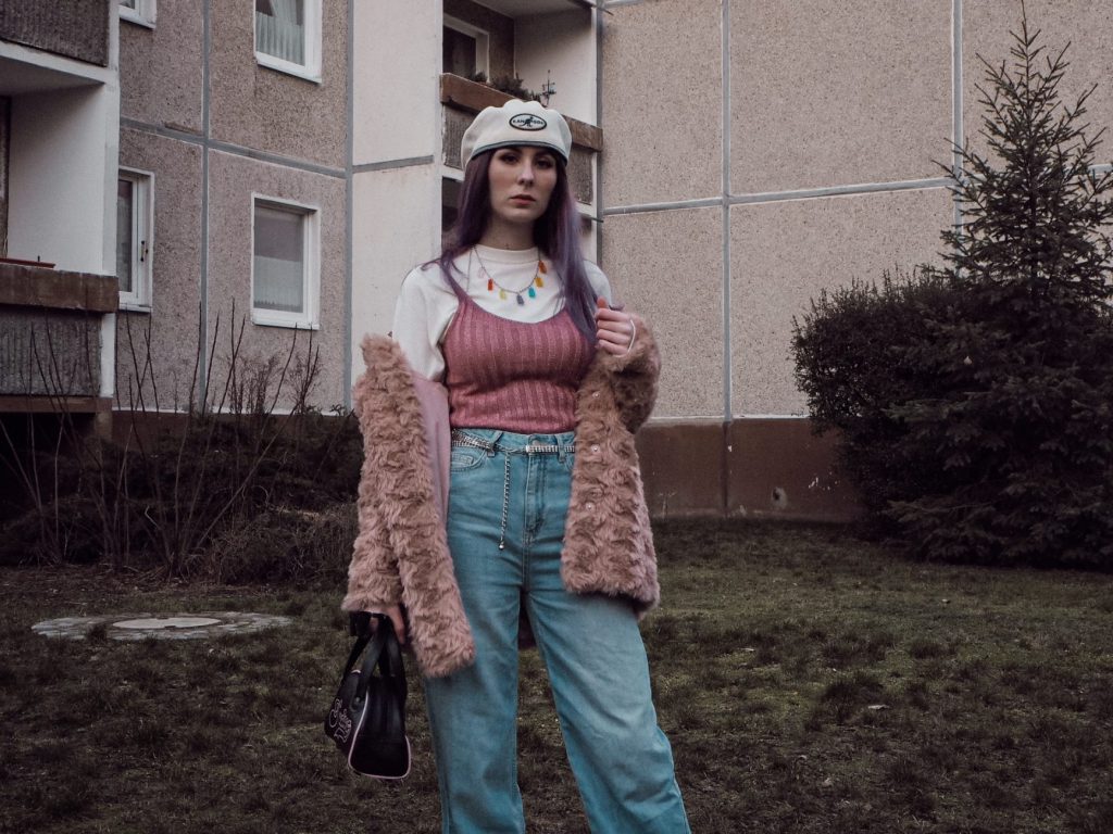 Berlin Fashion Week - Late 90s Pastel Outfit