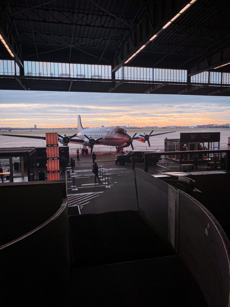 BERLIN FASHION WEEK: Airport Tempelhof